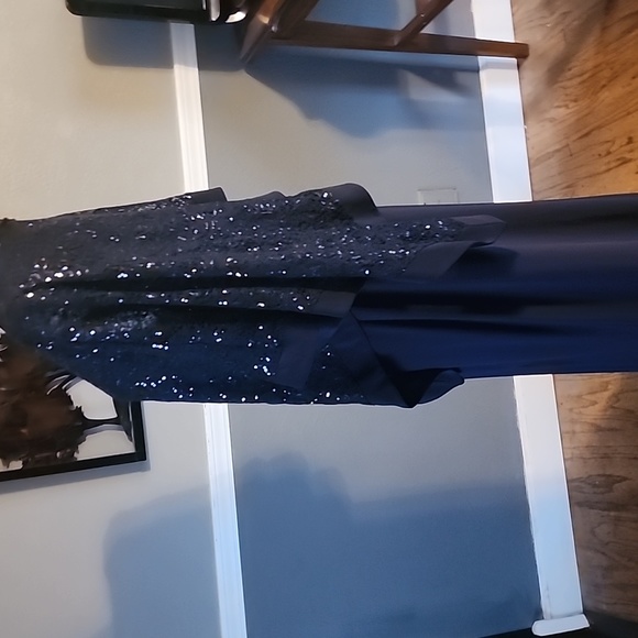 R & M Richards dress - Picture 7 of 8